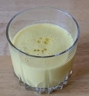 добавить лимонный сок и оливковое масло