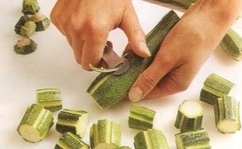 Фигурная нарезка кабачков