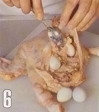 Наполняем курицу фаршем