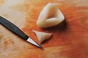 Для пестика возьмите морковь