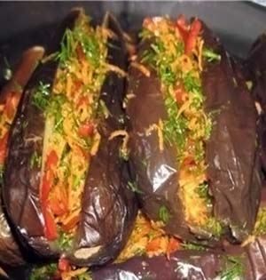 Баклажаны с начинкой